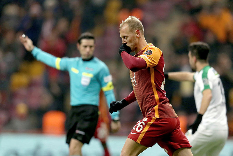 Galatasaray’da savunmaya kritik operasyon