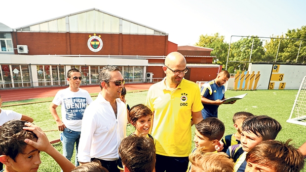 Fenerbahçe dev projeyi açıkladı! 3-4 seneye...