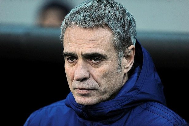 Fenerbahçe’de temizlik var! Ersun Yanal önümüzdeki sezon 10 futbolcuyu kadroda düşünmüyor