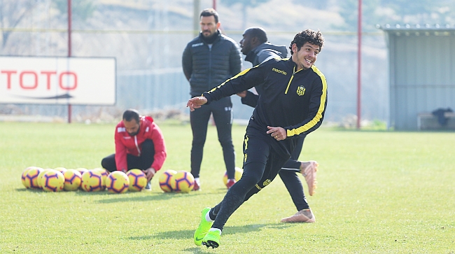 Fenerbahçe’den ilk transfer hamlesi geldi!