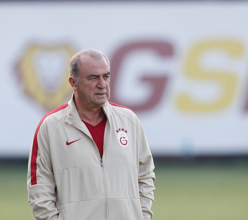 Galatasaray Cyriel Dessers’i transfer etmek istiyor!