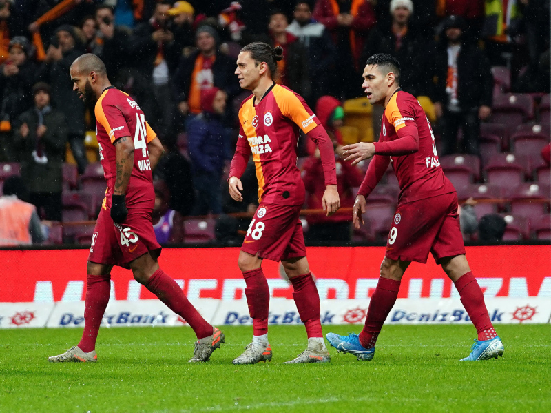 Galatasaray’a transfer piyangosu