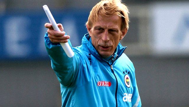 Christoph Daum kimdir? Kaç yaşında? Hangi kulüpleri çalıştırdı? Başarıları ne? İşte Christoph Daum’un hayatı...