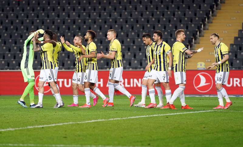 Son dakika spor haberi: Süper Lig’de zirve yarışı nefes kesiyor! İşte Beşiktaş, Fenerbahçe ve Galatasaray’ın kalan maçları