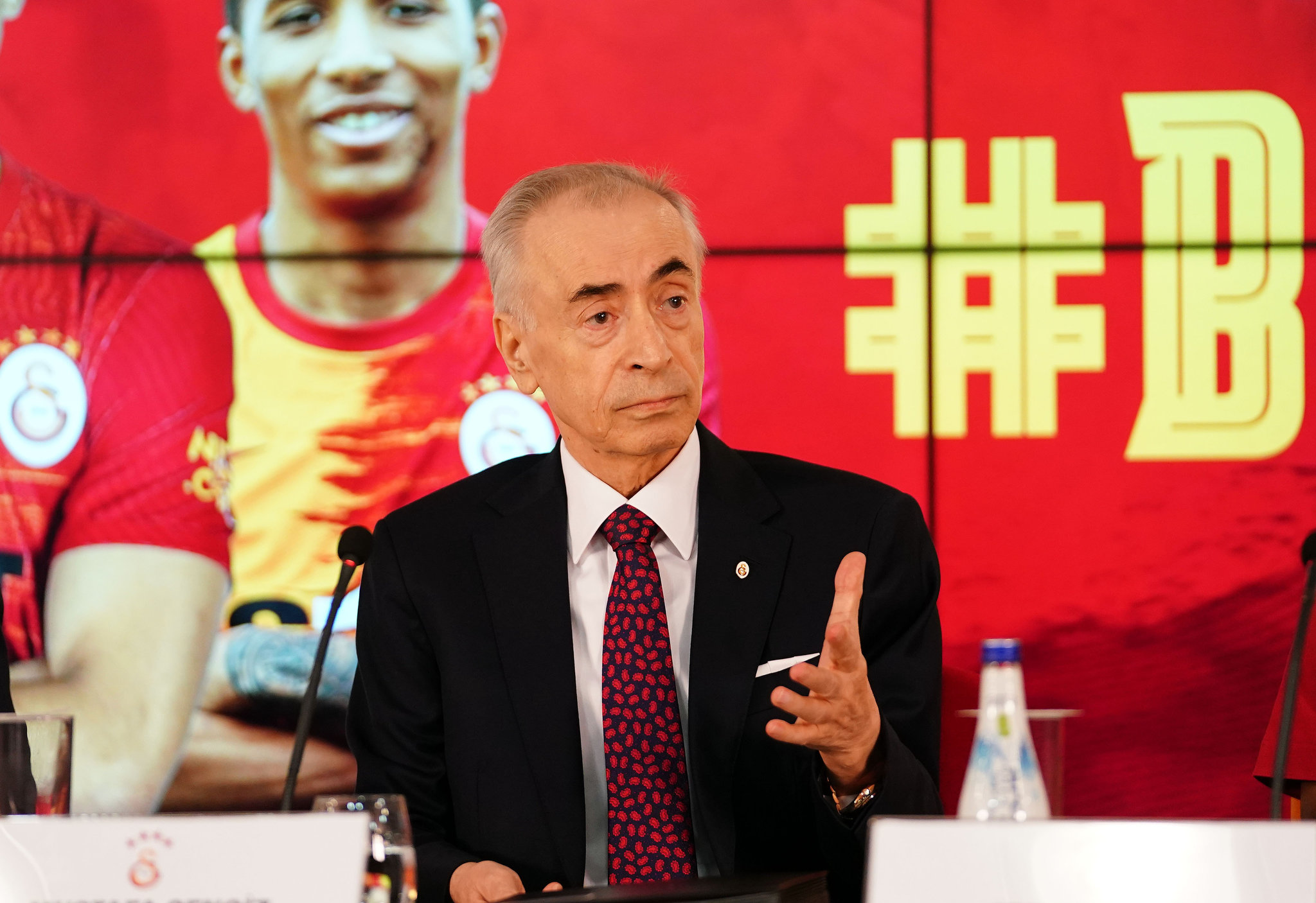 Son dakika spor haberi: Galatasaray’a sambacı önlibero! Transferi İtalyan kulübünün sportif direktörü duyurdu