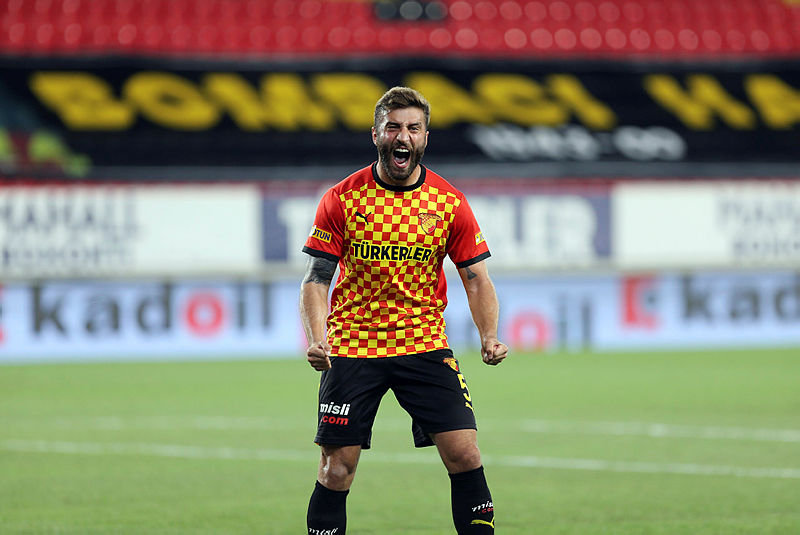 Son dakika spor haberleri: Transferde Alpaslan Öztürk savaşı! Hangi takıma gidecek?