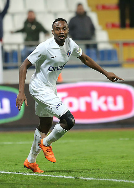 Son dakika transfer haberi: Krizi fırsata çevirecek! Trabzonspor’a flaş yıldız