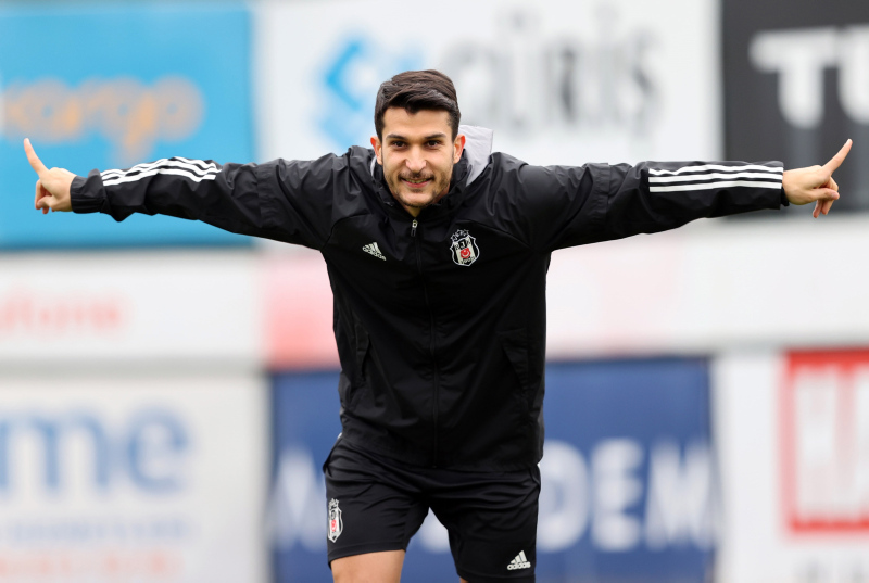 Son dakika spor haberleri: Sürpriz transfer! Trabzonspor’dan ayrıldı Beşiktaş’a gidiyor