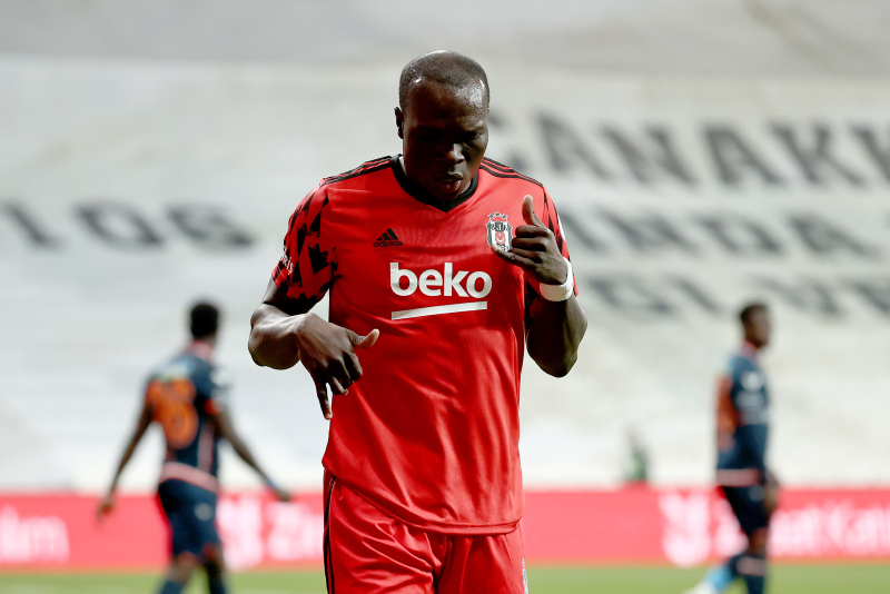 Son dakika transfer haberleri: Fenerbahçe’den sürpriz Aboubakar kararı!