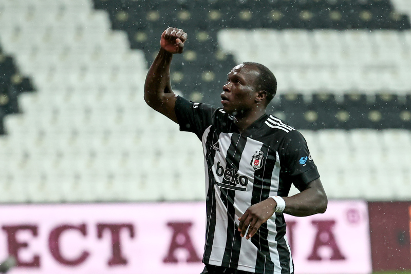 Son dakika transfer haberleri: Fenerbahçe’den sürpriz Aboubakar kararı!