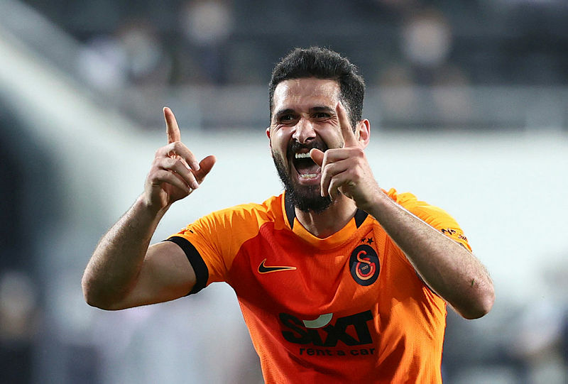 Son dakika transfer haberi: Galatasaray’da sıra Emre Akbaba’da! İşte sunulacak teklif...