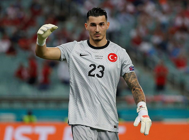 Son dakika transfer haberleri: Trabzonspor’da Uğurcan Çakır’ın alternatifi Mert Günok! Abdullah Avcı bizzat görüşecek