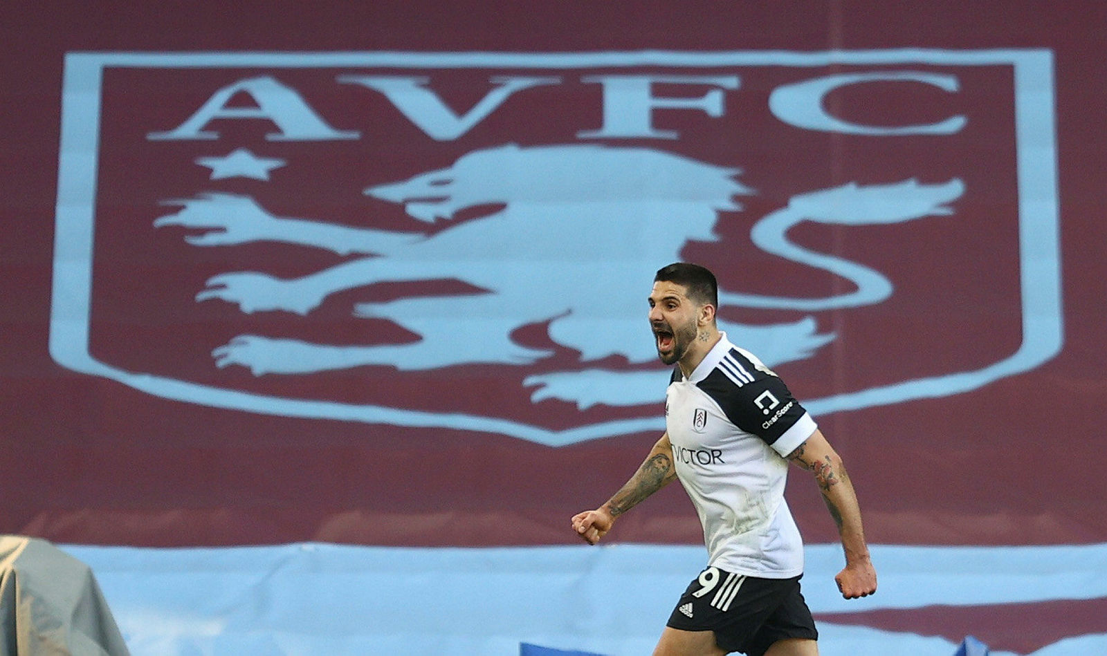 Son dakika transfer haberi: Beşiktaş Aleksandar Mitrovic’e kavuşuyor! İngiliz kulübü ikna edildi