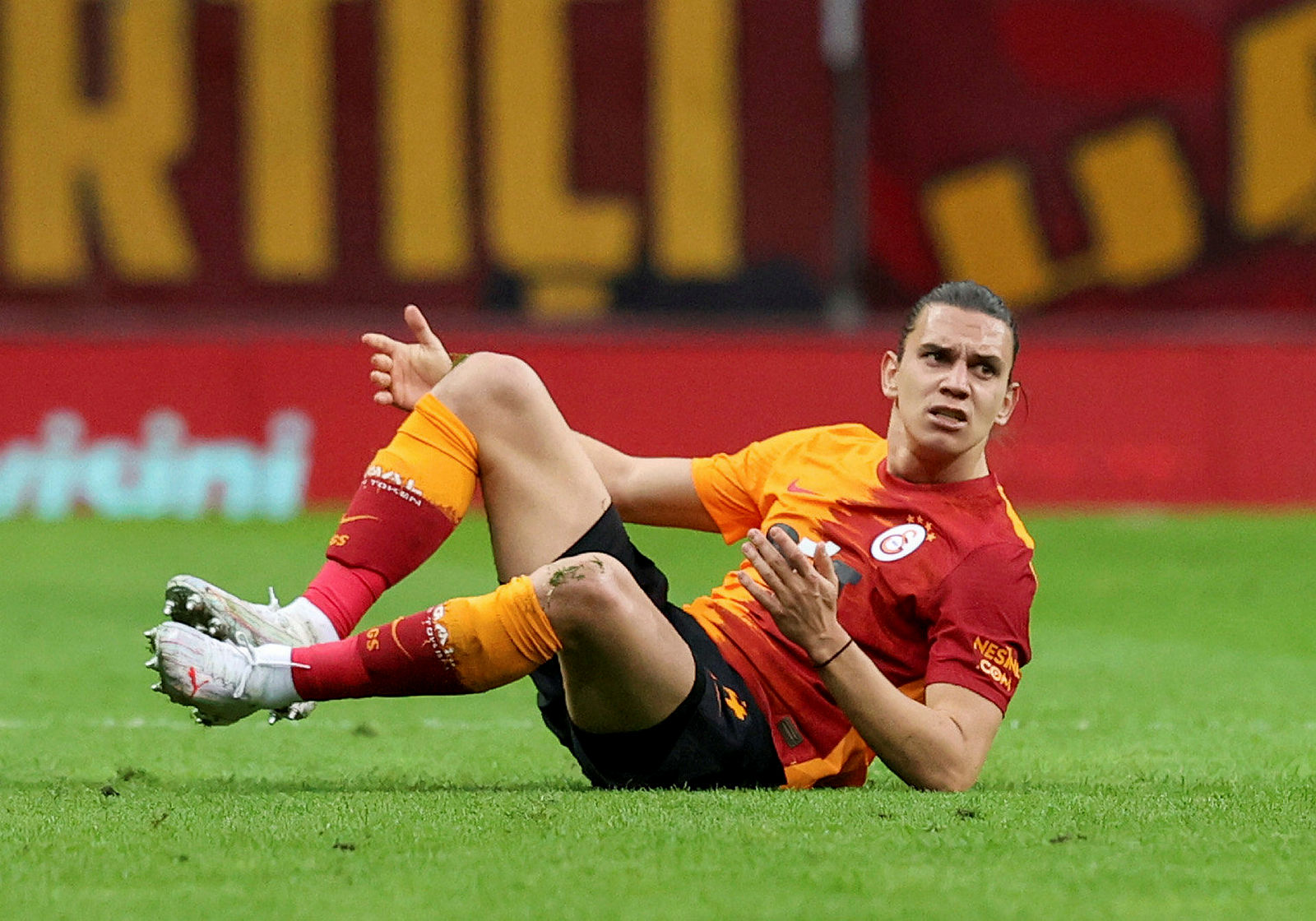 Son dakika Galatasaray haberleri: Fatih Terim’den Mostafa Mohamed ve Taylan Antalyalı’ya uyarı