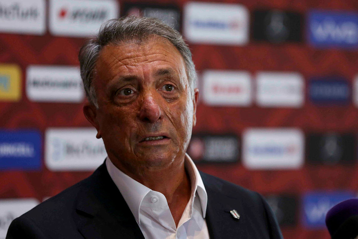 Son dakika transfer haberi: Beşiktaş’ta ayrılık kesinleşti! O ismin bileti kesildi
