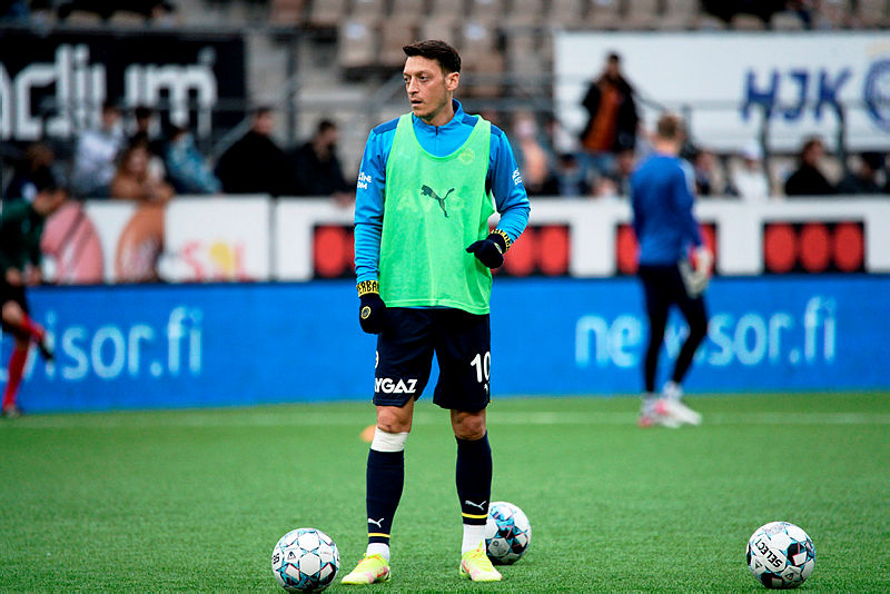 FENERBAHÇE HABERLERİ - Mesut Özil Trabzonspor maçı öncesi bunu yaptı! Vitor Pereira...
