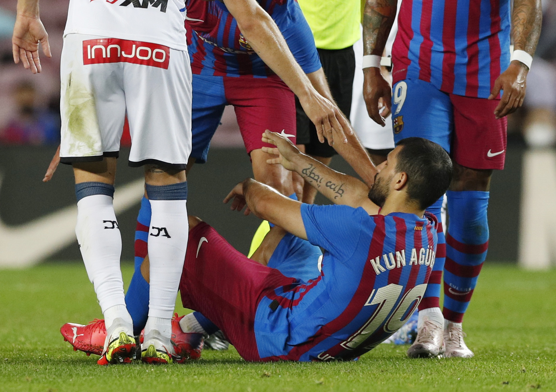 Barcelona Alaves maçında Sergio Agüero korkutmuştu! Arjantinli yıldızın durumu belli oldu