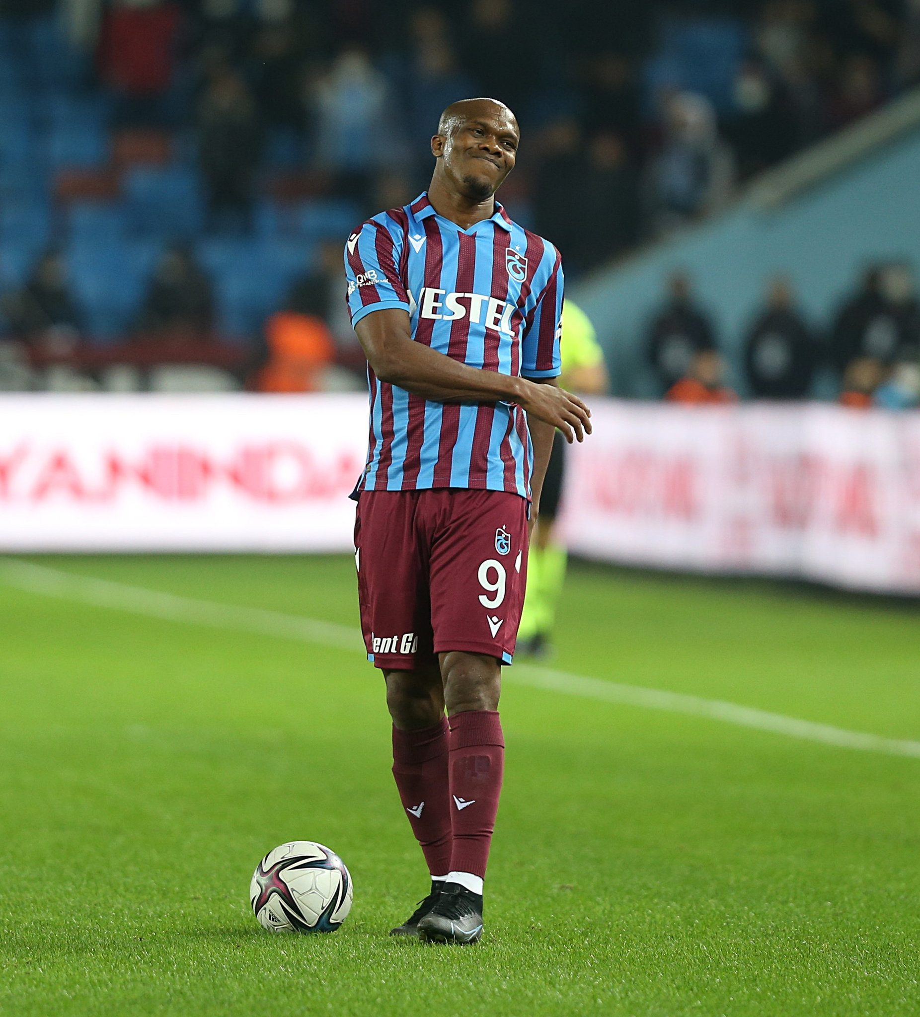 GALATASARAY TRANSFER HABERLERİ - Cimbom Trabzonspor’un yıldızı için harekete geçti! Hedefte Nwakaeme var...