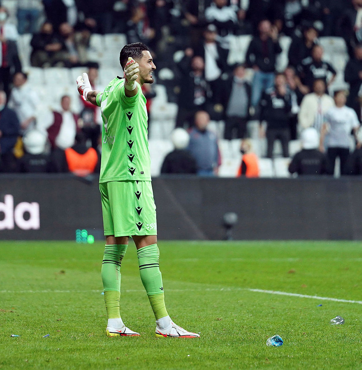 TRABZONSPOR HABERLERİ - Uğurcan Çakır’a Ajax kancası! Altay Bayındır...