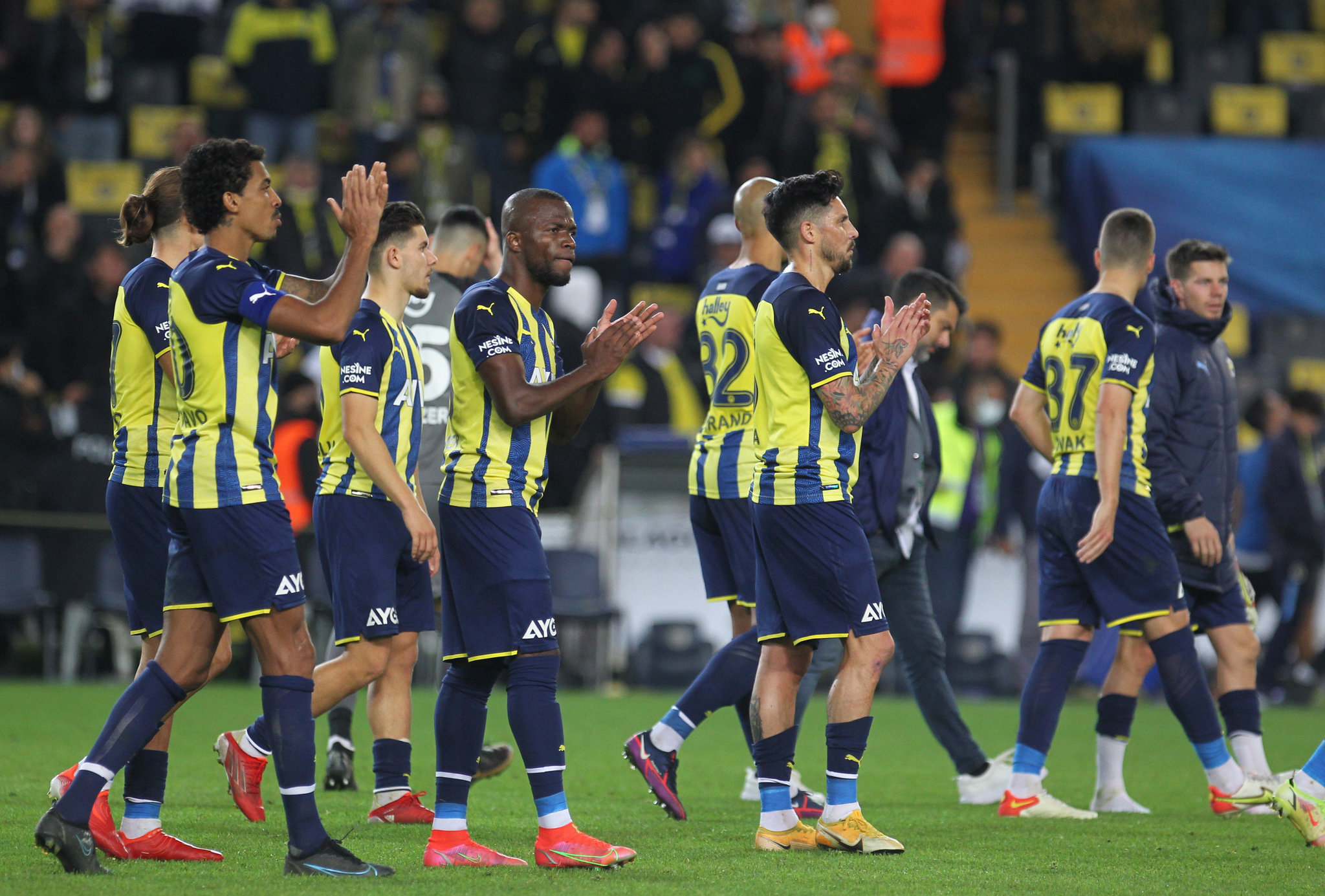FENERBAHÇE HABERLERİ - Kanarya’da Galatasaray derbisi öncesi dikkat çeken detay!