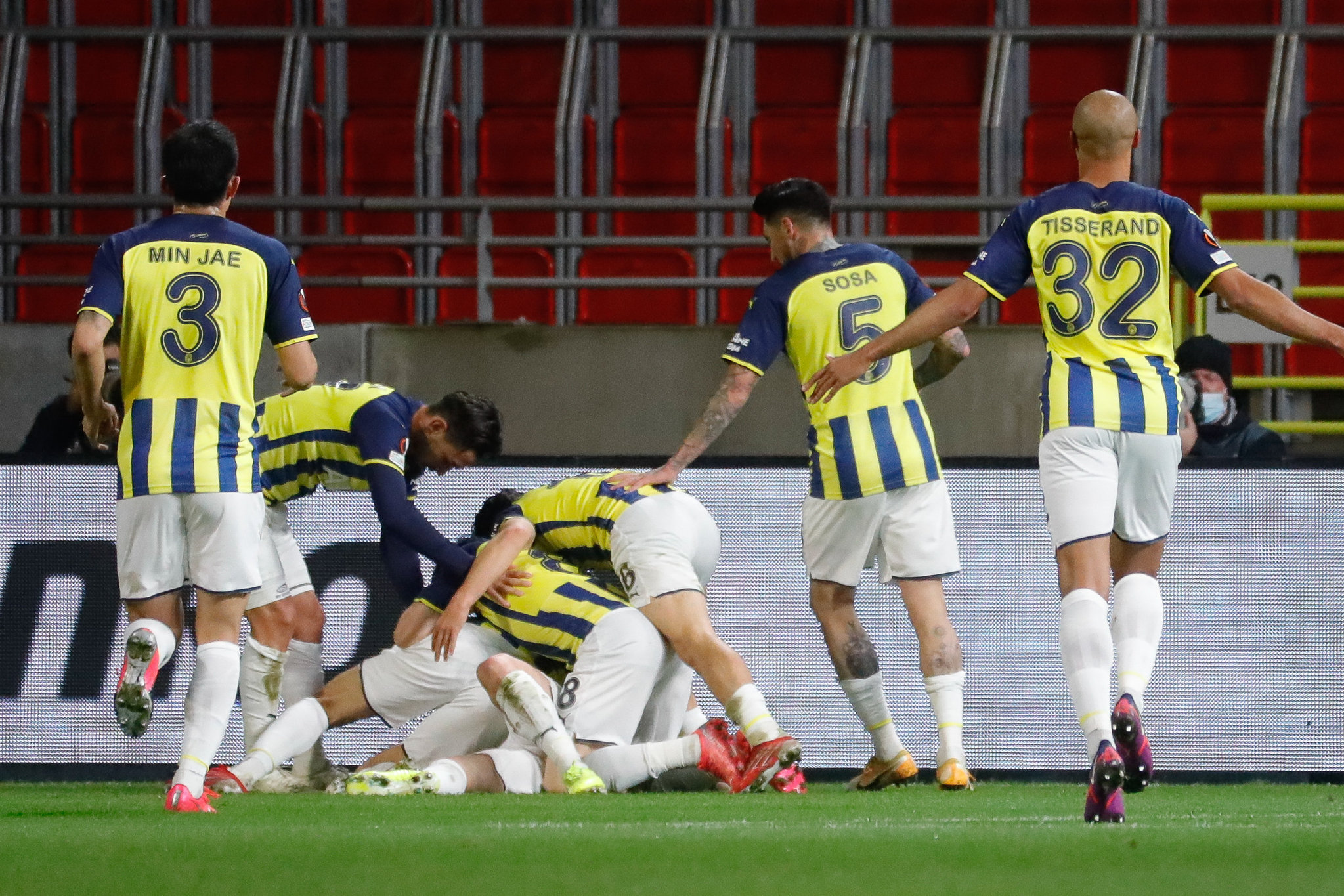FENERBAHÇE HABERLERİ - Kanarya’da Galatasaray derbisi öncesi dikkat çeken detay!