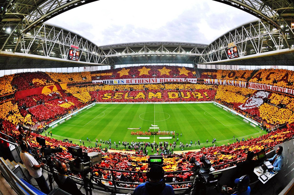 GALATASARAY HABERLERİ - Burak Elmas kesenin ağzını açtı! Fenerbahçe derbisine dev prim