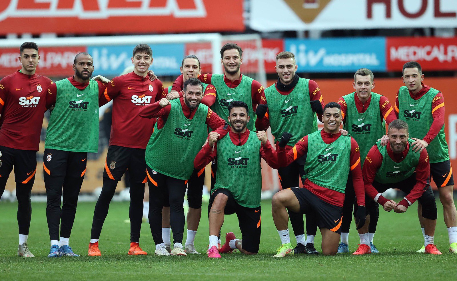 Galatasaray’da derbi hazırlıkları sürüyor! Muslera Yedlin ve Luyindama...