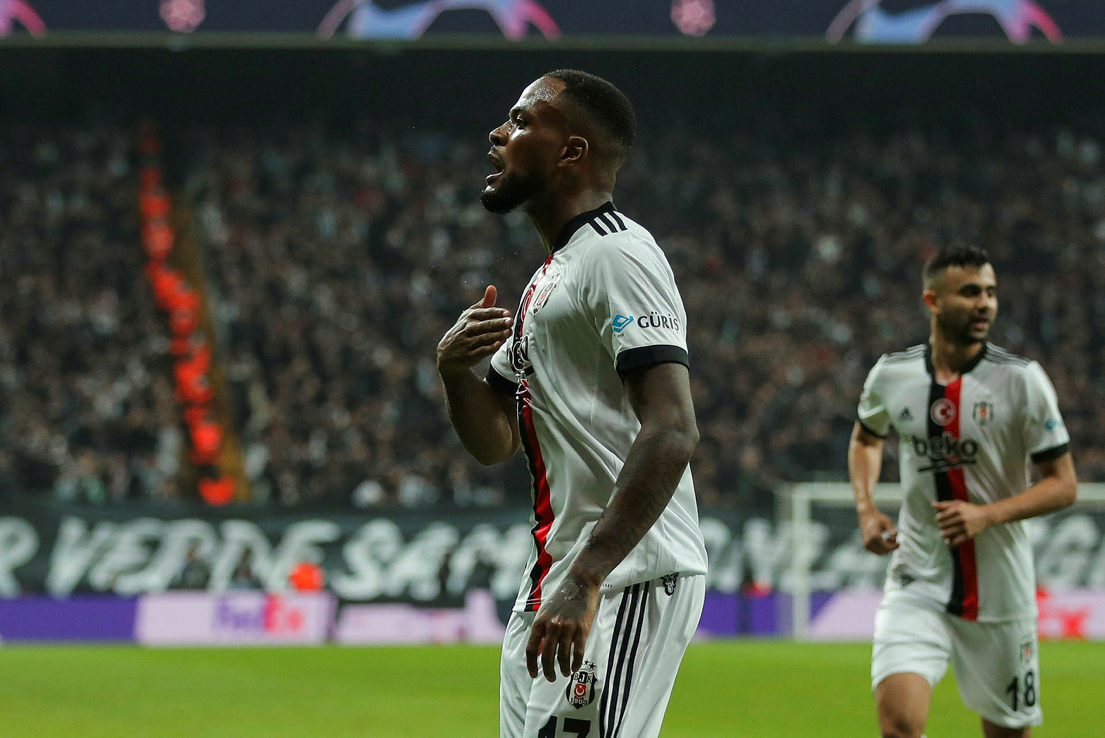 BEŞİKTAŞ HABERLERİ: Beşiktaş’ta Cyle Larin krizi! Anlaşma sağlanamadı