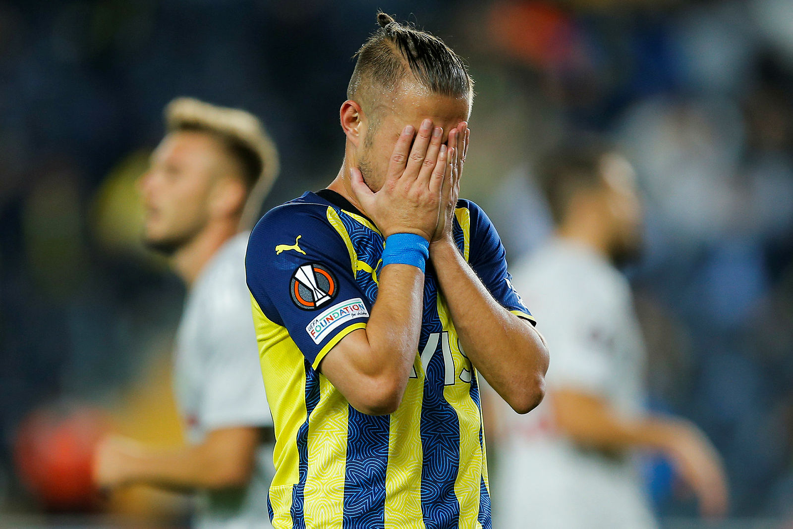 FENERBAHÇE HABERLERİ: Fenerbahçe’de flaş Dimitris Pelkas iddiası! Ayrılık talebini iletti