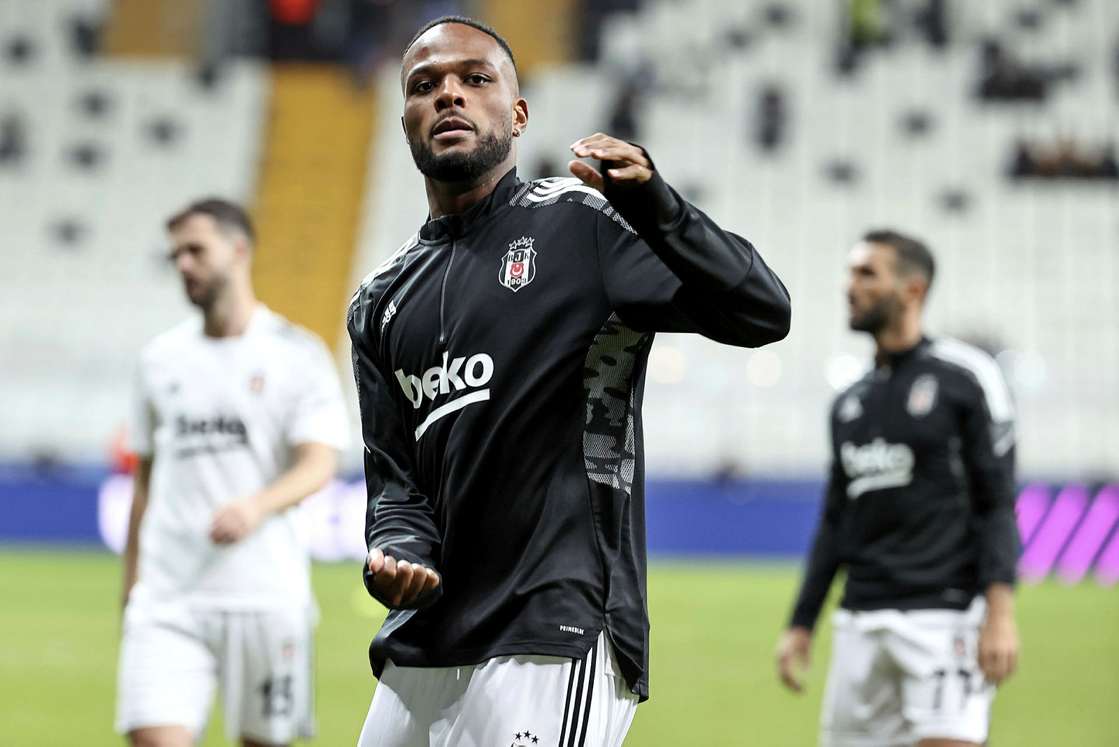 BEŞİKTAŞ HABERLERİ: Cyle Larin’de son tango! Beşiktaş yönetimi...