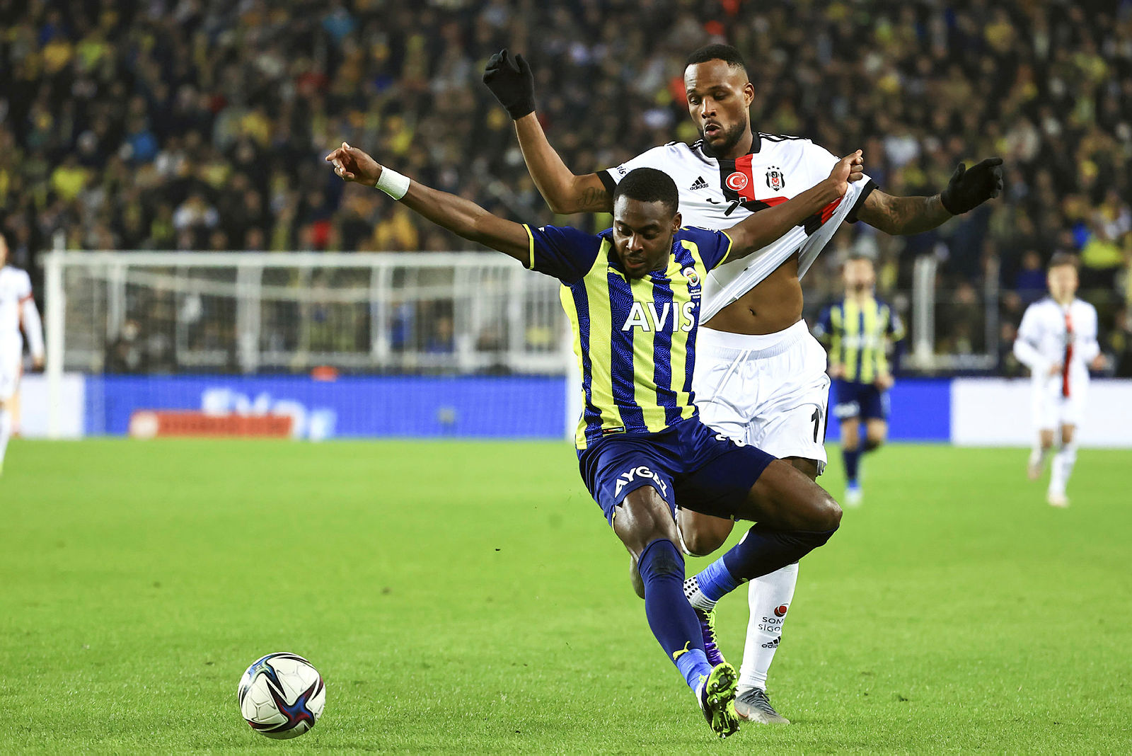 BEŞİKTAŞ HABERLERİ: Cyle Larin’de son tango! Beşiktaş yönetimi...