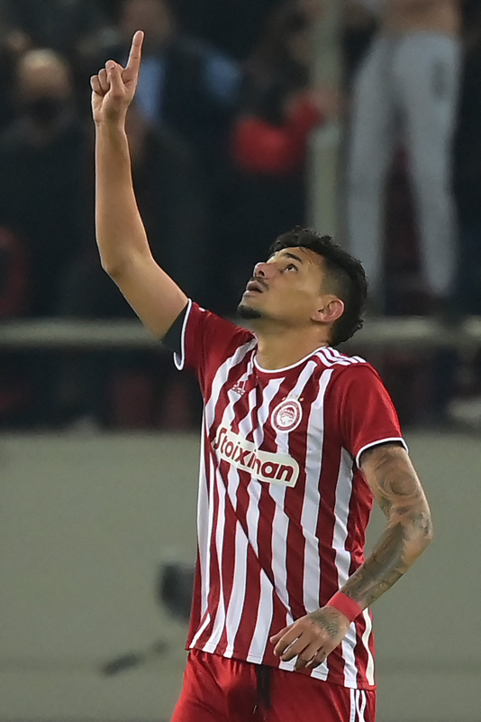 FENERBAHÇE TRANSFER HABERLERİ - Kanarya Pesic’in ardından şimdi de Tiquinho’nun peşine düştü!