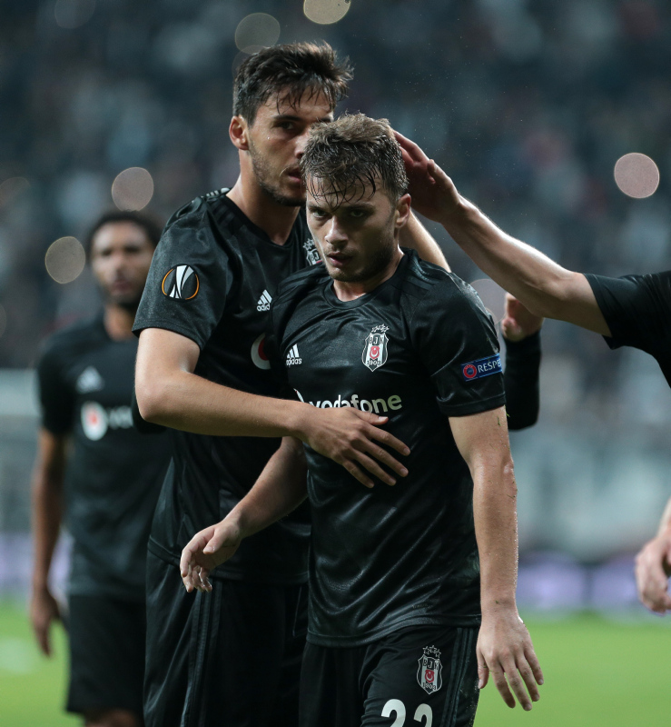 BEŞİKTAŞ TRANSFER HABERLERİ - Adem Ljajic Beşiktaş’tan ayrılmıyor! 2 teklifi de reddetti