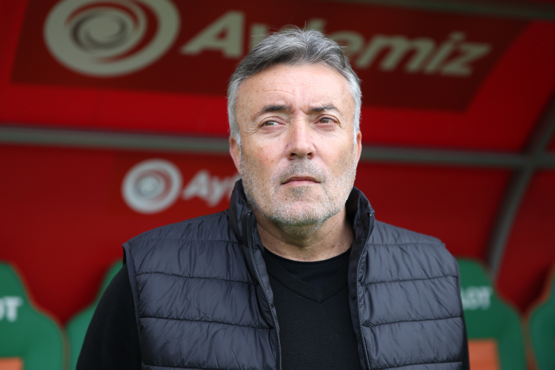 GALATASARAY HABERLERİ - Domenec Torrent Galatasaray’dan ayrılacak mı? Burak Elmas kararını verdi