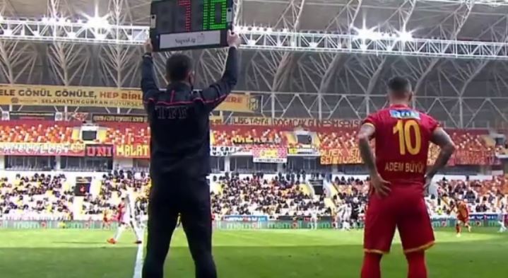 Yeni Malatyaspor - Antalyaspor maçında Adem Büyük’ten Aykut Kocaman denemesi! O anlar rekor kırdı...