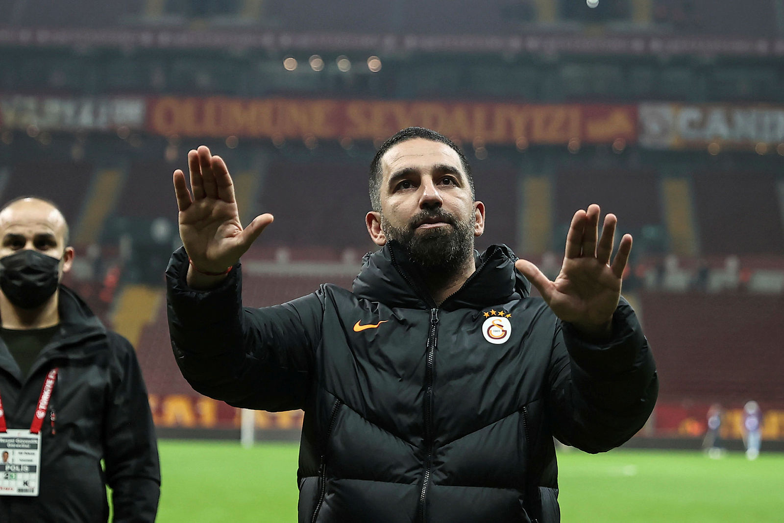 GALATASARAY HABERİ: Ahmet Çakar’dan çarpıcı sözler! Arda Turan’ın futbol kariyeri bitti