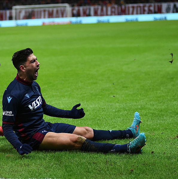 Trabzonspor transfer haberi: Bakasetas’ın Trabzonspor aşkı! Gelen teklifi reddetti...