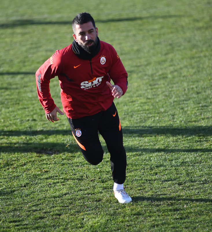 GALATASARAY HABERİ - Arda Turan’dan flaş gönderme: Jübile yaparken onu da yanımda götüreceğim