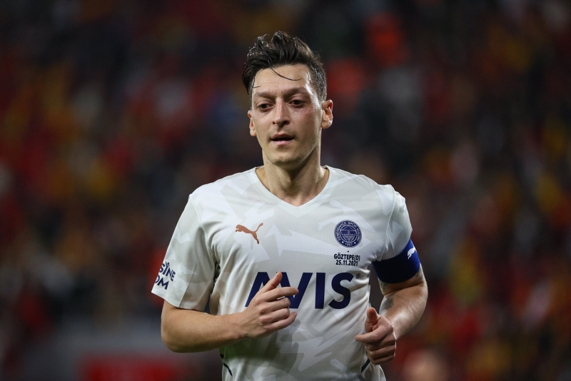FENERBAHÇE HABERLERİ: Mesut Özil’den büyük yatırım! Saha dışında...