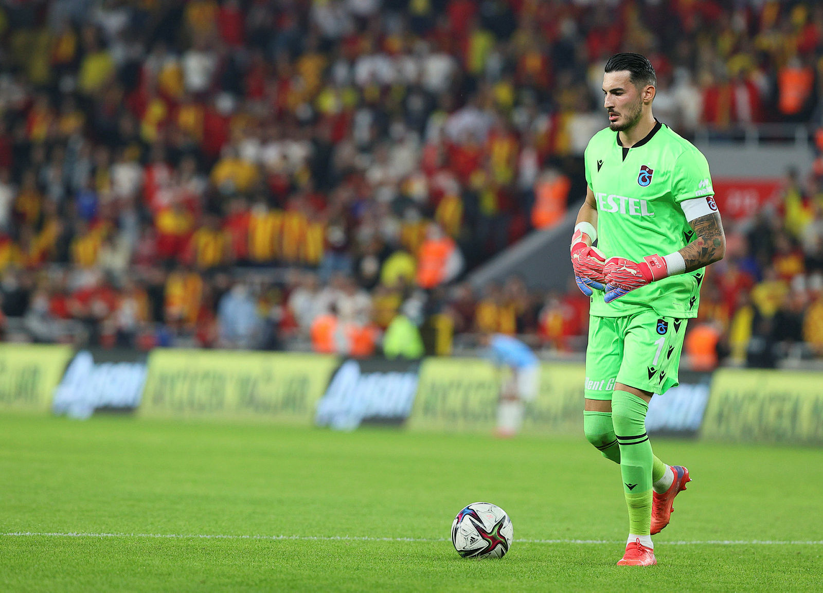 Fenerbahçe - Trabzonspor maçı öncesi çarpıcı istatistik! Altay Bayındır ve Uğurcan Çakır...