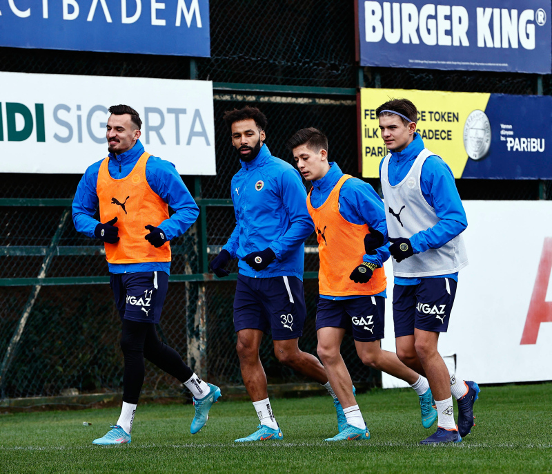 Fenerbahçe’nin yeni transferi İsak Vural’da şaşırtan gerçek! Barcelona...