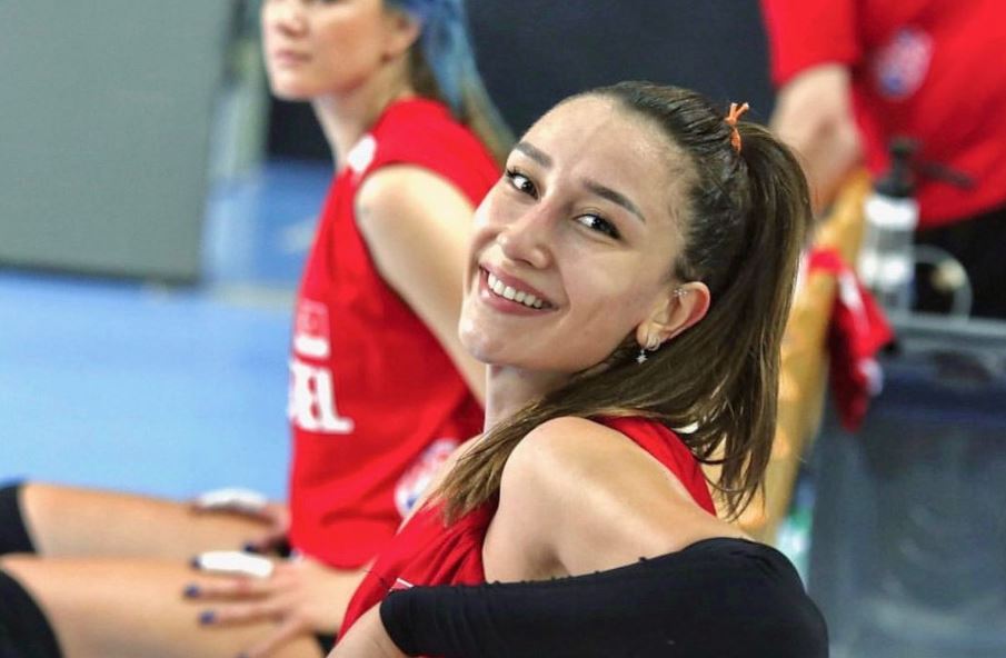 Eczacıbaşı Dynavit’in yıldızı Hande Baladın konuştu! Survivor...