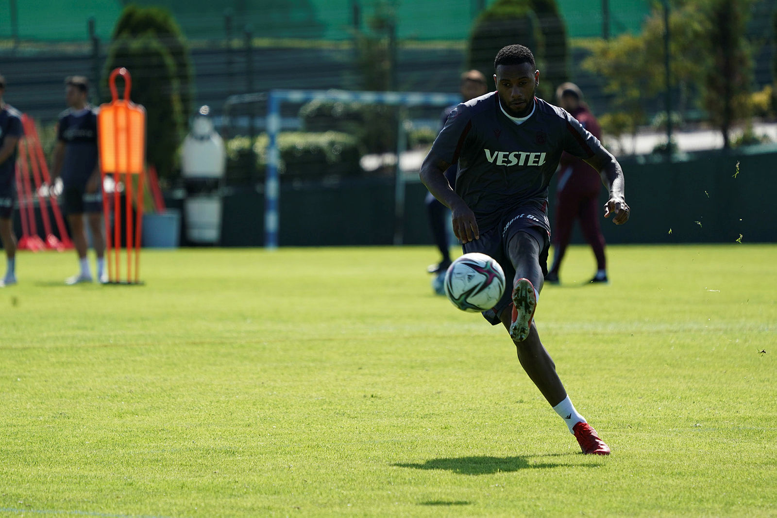 TRANSFER HABERİ: Trabzonspor’da Stefano Denswil kararı!