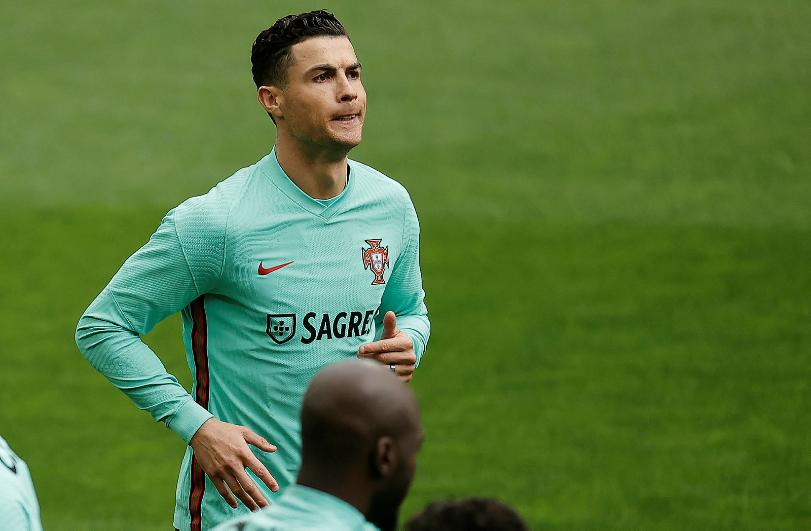 Cristiano Ronaldo dev gelirden oldu! Portekiz ve İngiltere bunu konuşuyor