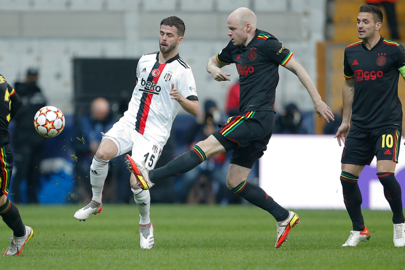 BEŞİKTAŞ HABERİ - Yeni sezonda takımda kalacak mı? Pjanic resmen açıkladı