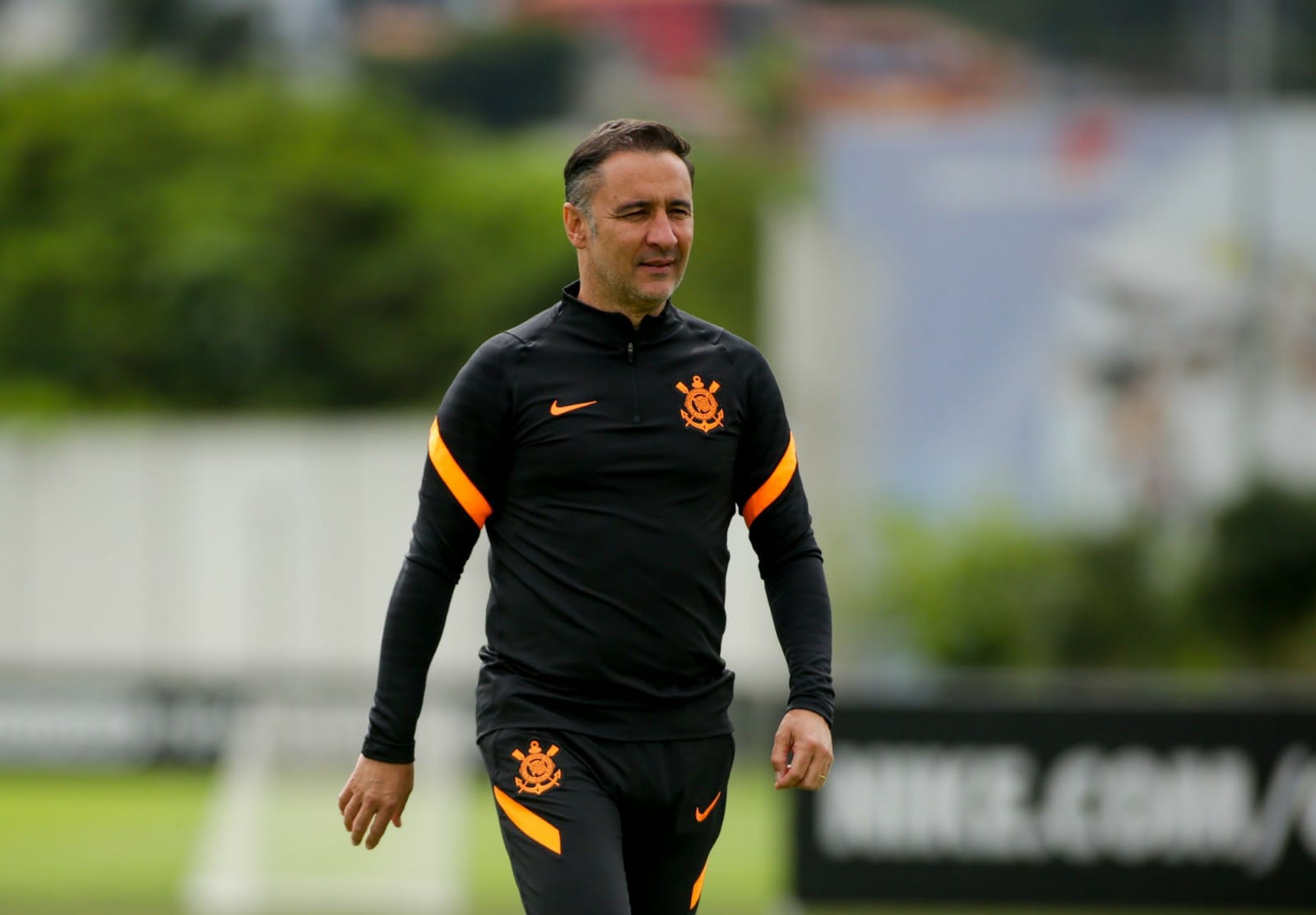 Fenerbahçe’nin eski teknik direktörü Vitor Pereira Corinthians’lı futbolcuları isyan ettirdi! İdmanları çok ağır