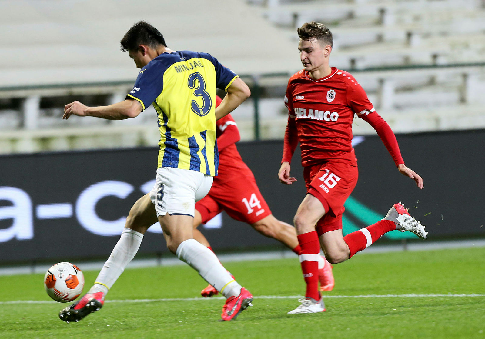 Fenerbahçe’de Kim Min-Jae krizi!