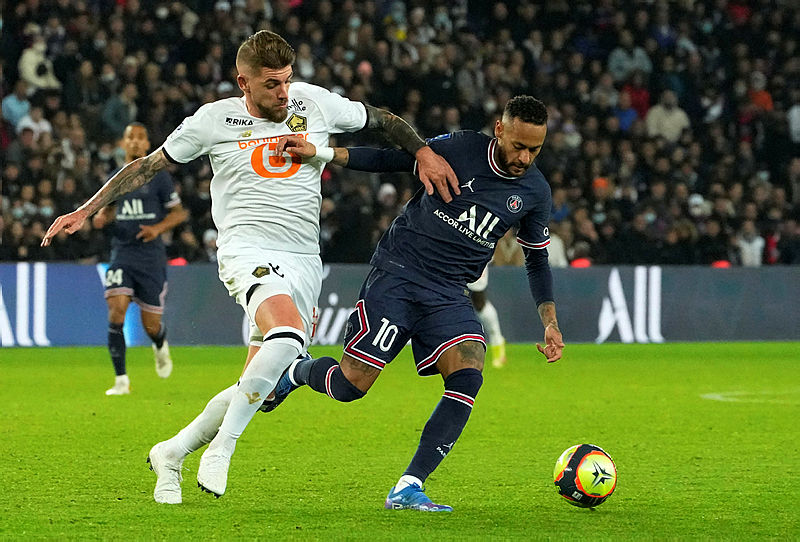 GALATASARAY HABERLERİ: Luis Campos Xeka’yı bitirdi! Transfer Burak Elmas’a bağlı