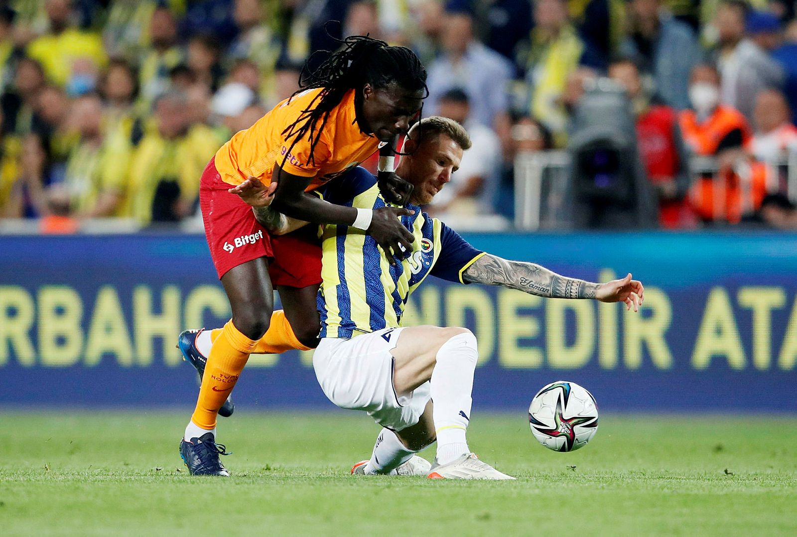 TRANSFER HABERLERİ -  Fenerbahçe ve Galatasaray’a kötü haber! James Rodriguez...