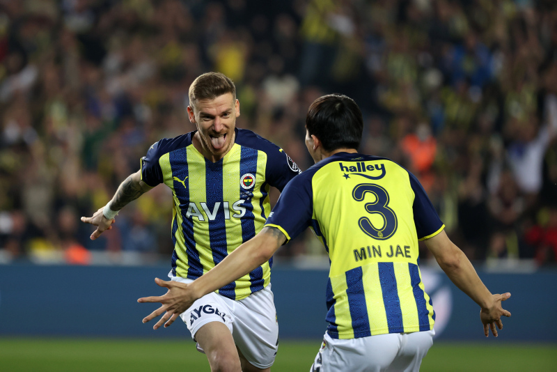 FENERBAHÇE HABERLERİ - Kanarya 7+4’e hazır! İşte yeni sezondaki Türk futbolcular...